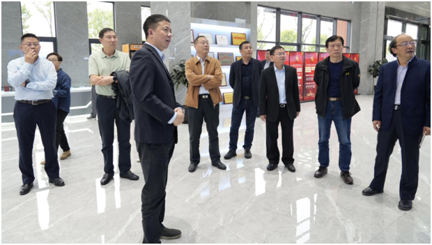 電力行業標委會專家蒞臨重慶華虹公司參觀指導